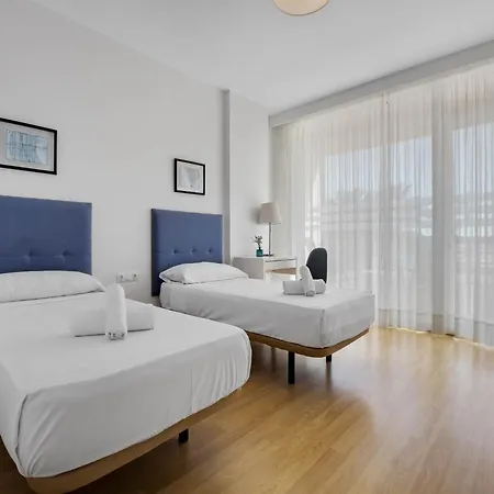 In With Sea Views דירה טורמולינוס